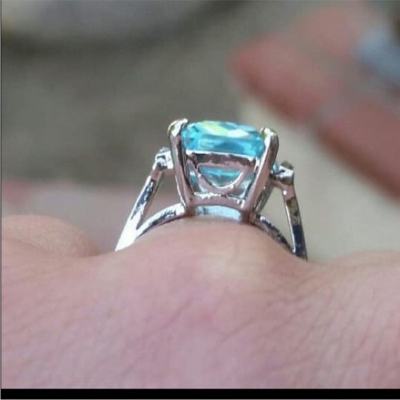 5⭐ Rated Sterling Silver Aquamarine Ring Size 10 - Picture 3 of 8